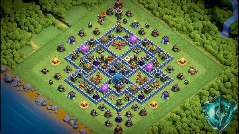 town hall 12 base